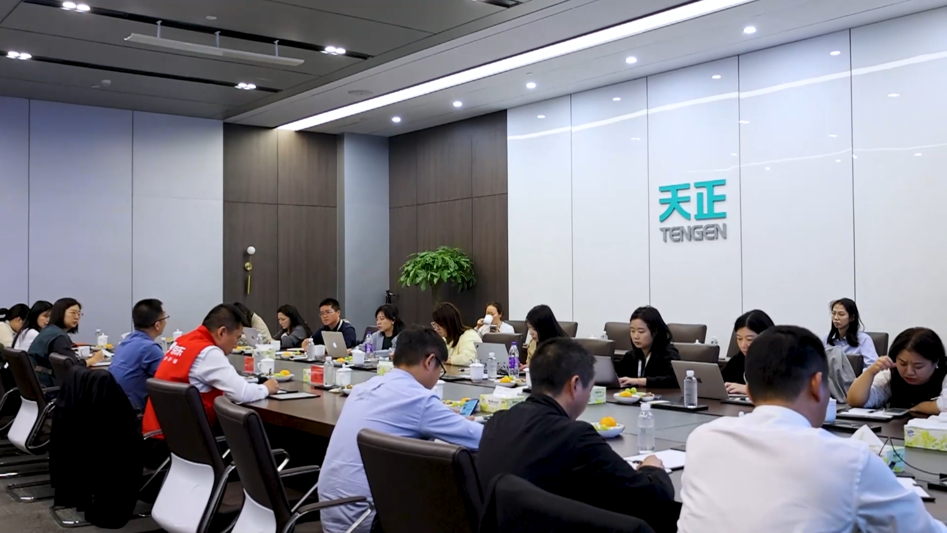 京东工业走进k8凯发，探访产业数智化之路！